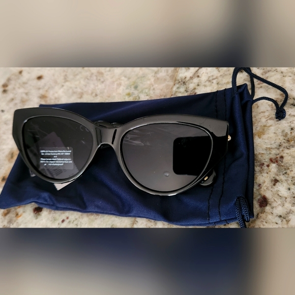 J CREW CAT EYE BLACK 100% UV PROTECTION SUNGLASSES NWT - Picture 1 of 6
